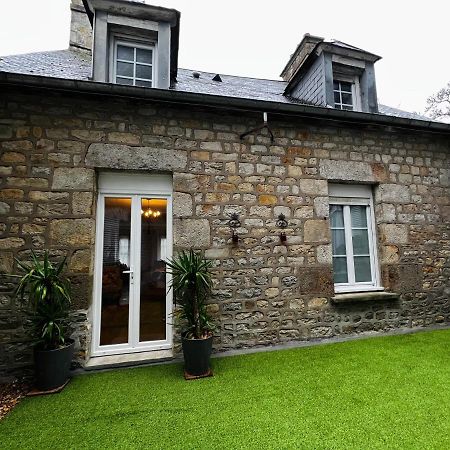 A La Maison - Hebergement De Luxe ドンフロン エクステリア 写真